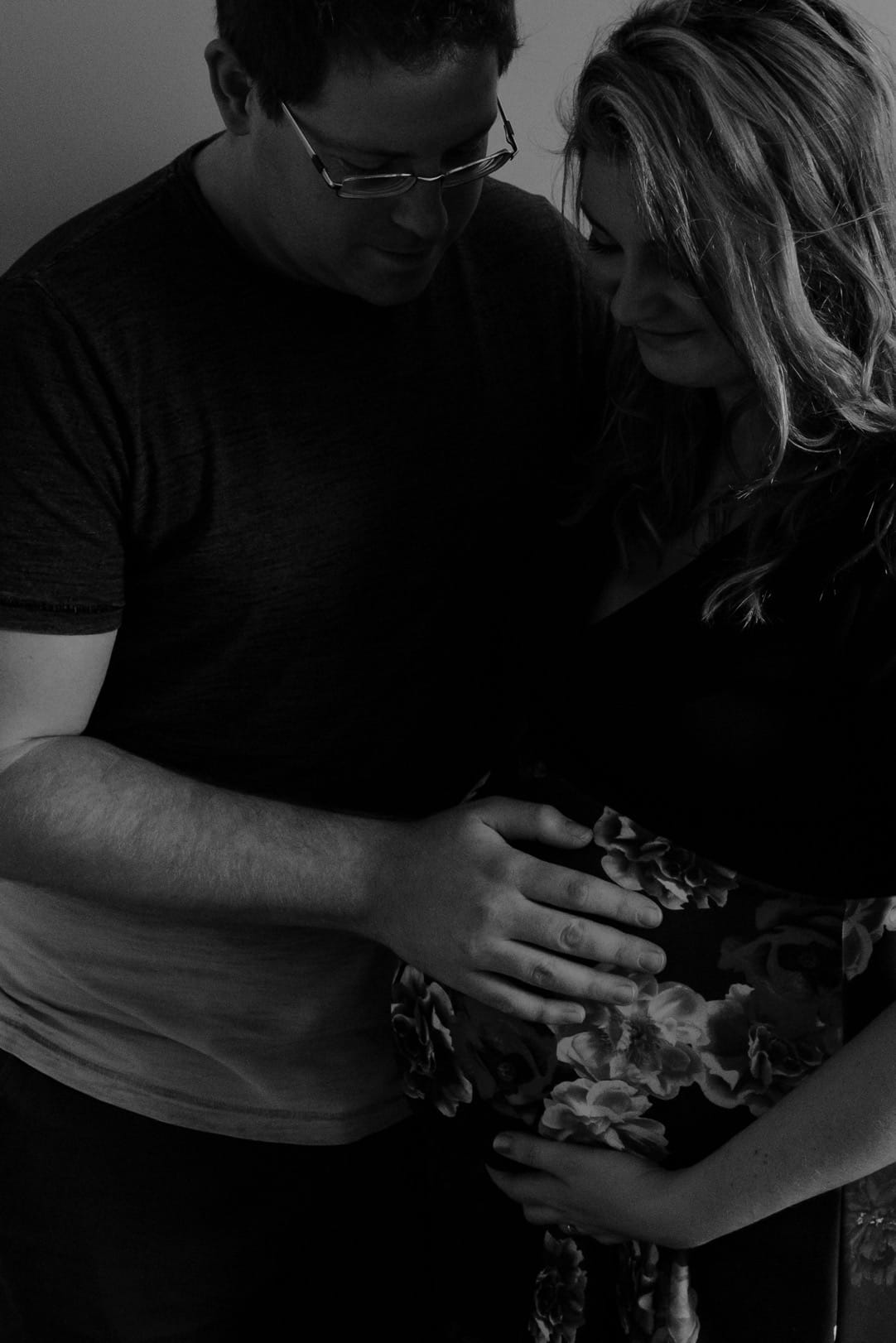 alternative quirky maternity photographer bedfordshire
